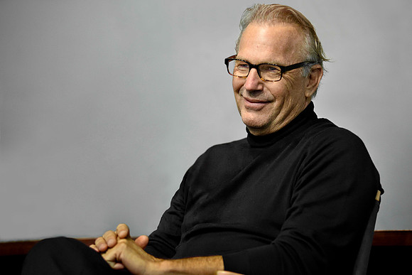 Kevin Costner - Barnes & Noble, NYC, 2015